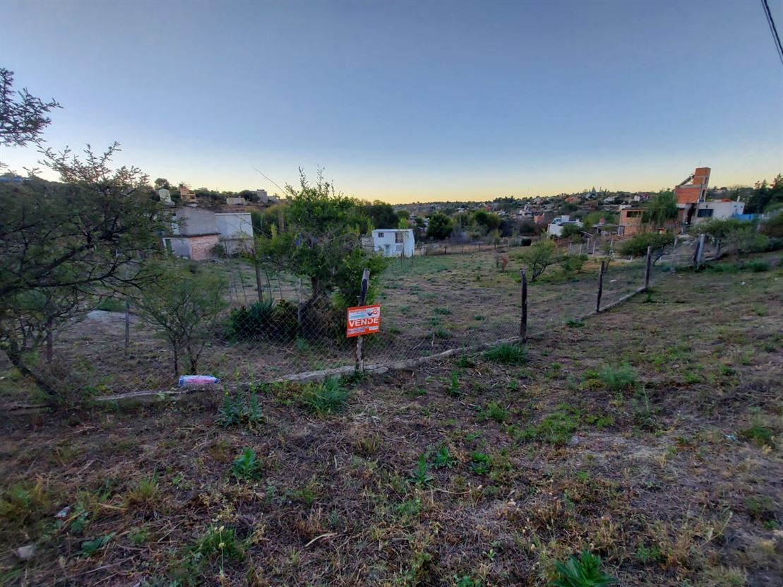 Hermoso lote en Estancia Vieja