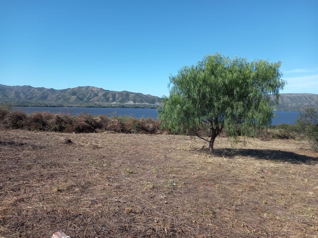 Lote junto al Lago en Parque Siquiman, increíble vista! Casi 3000 m2