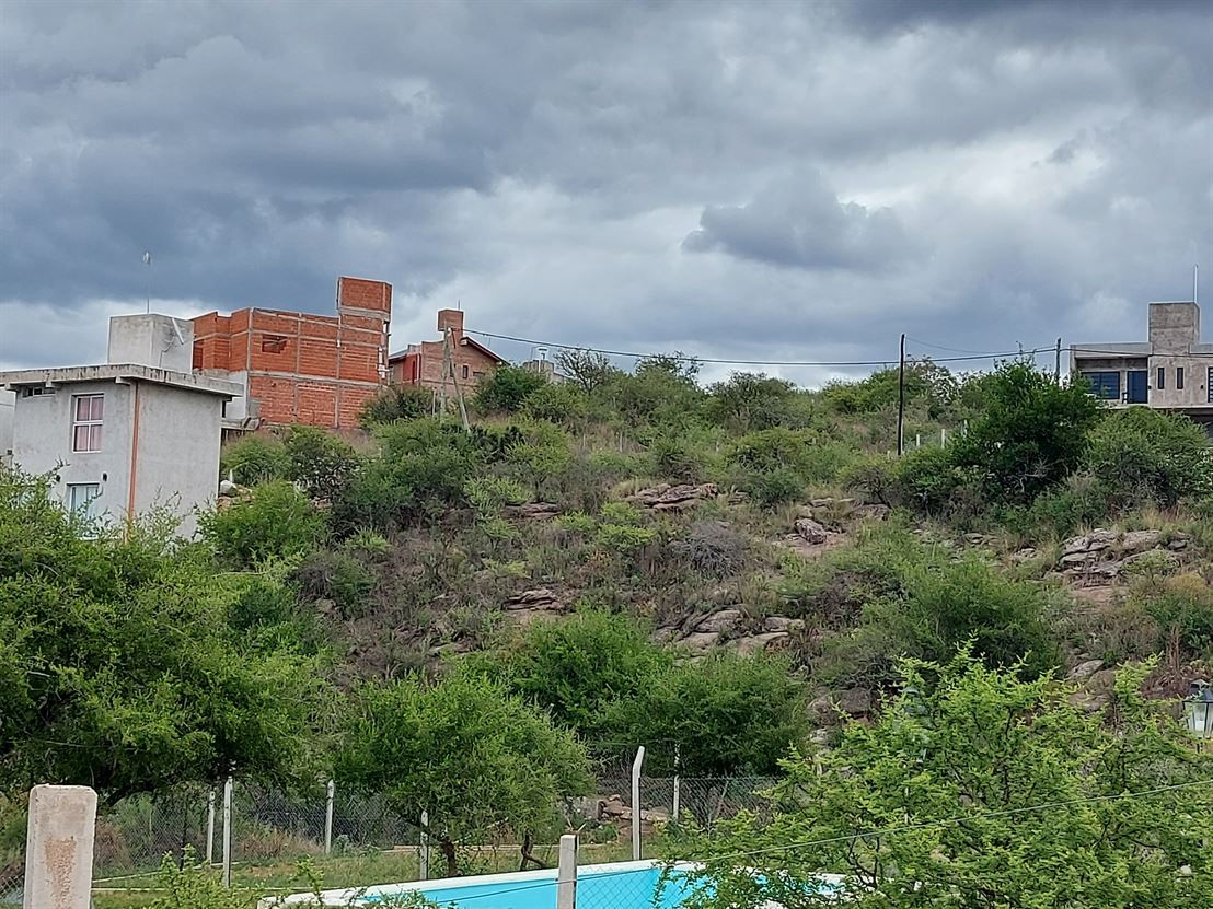 Lote en una excelente zona de Estancia Vieja
