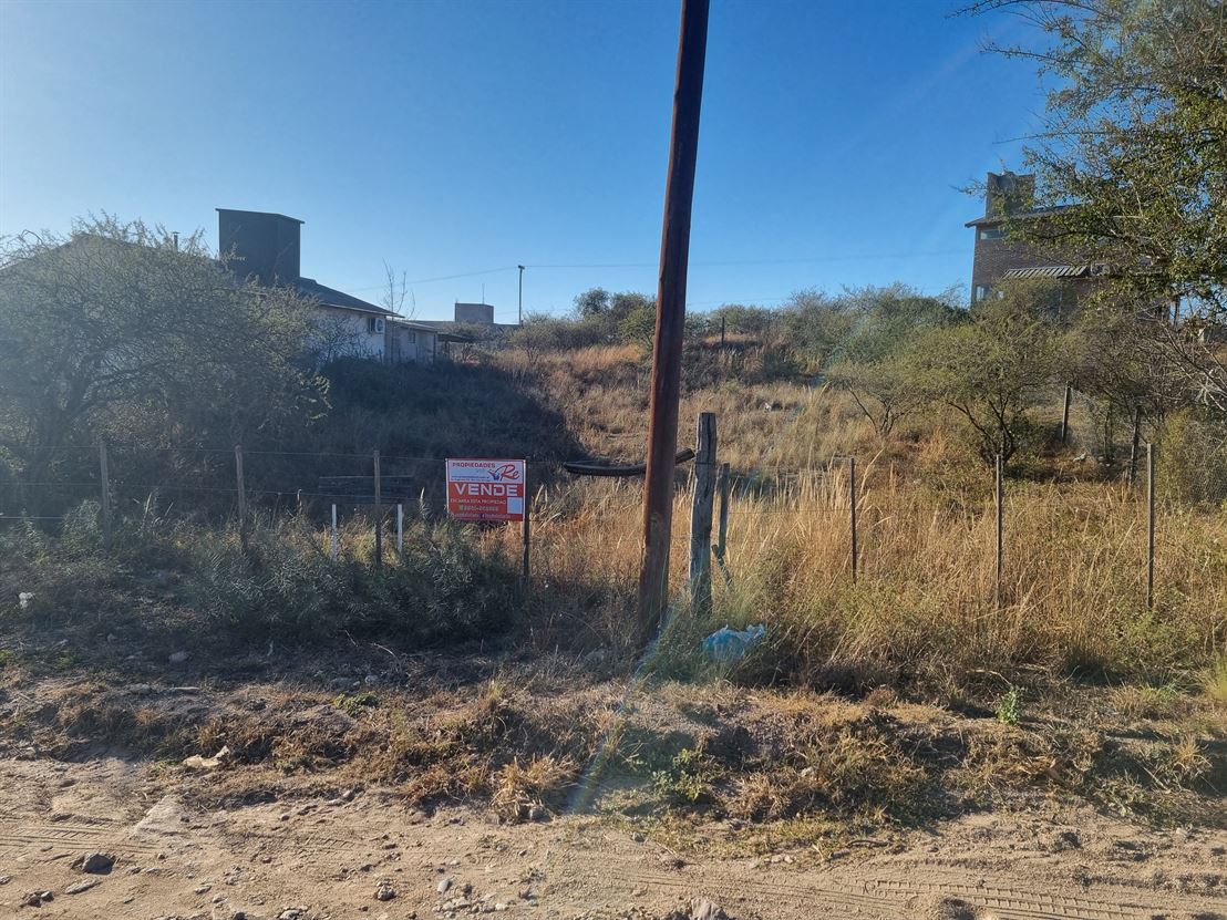Lote a 40 metros del Indio bamba en Estancia Vieja!