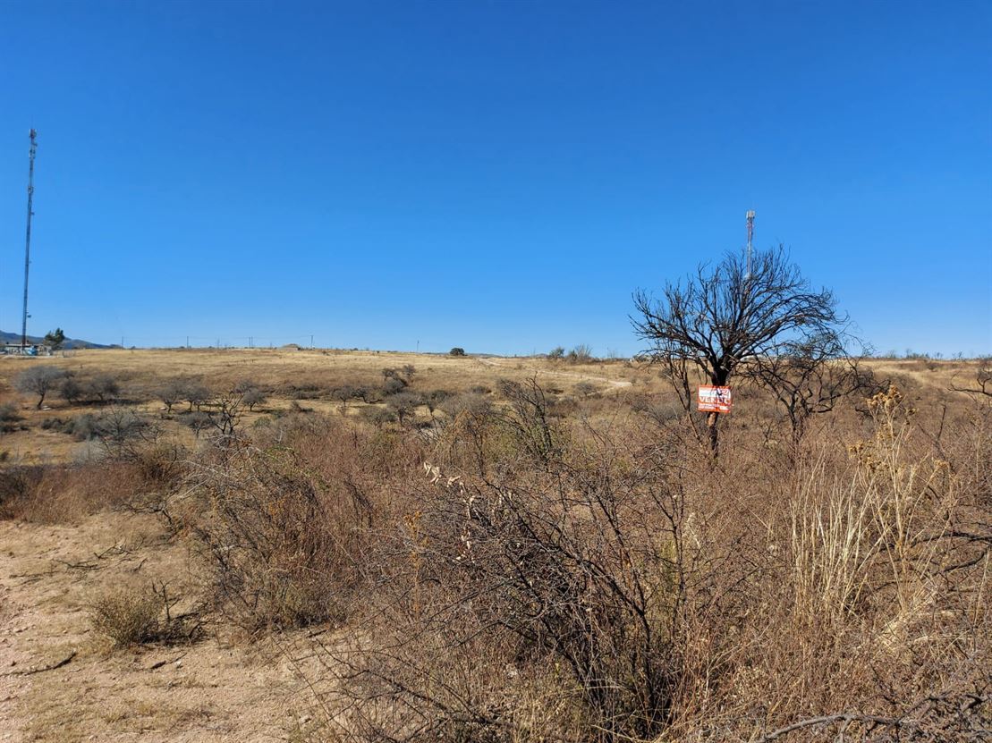 Lote de más de 2000 m2 en Santa Cruz del Lago límite con Síquiman.