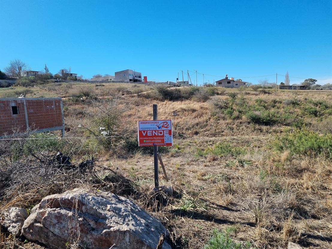 Lote de más de 1500m2 en Santa Cruz del Lago, excelente zona!