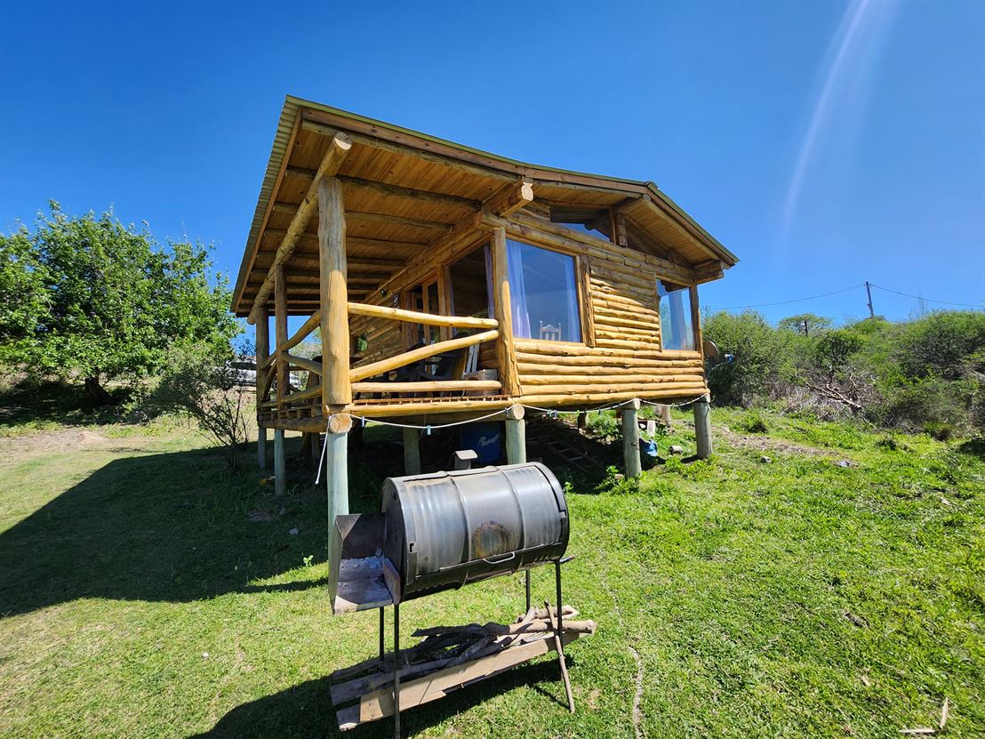 Hermosa Cabaña con arroyo en Parque Síquiman